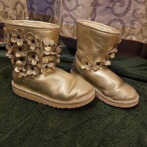 Girls Ugg boots size 2